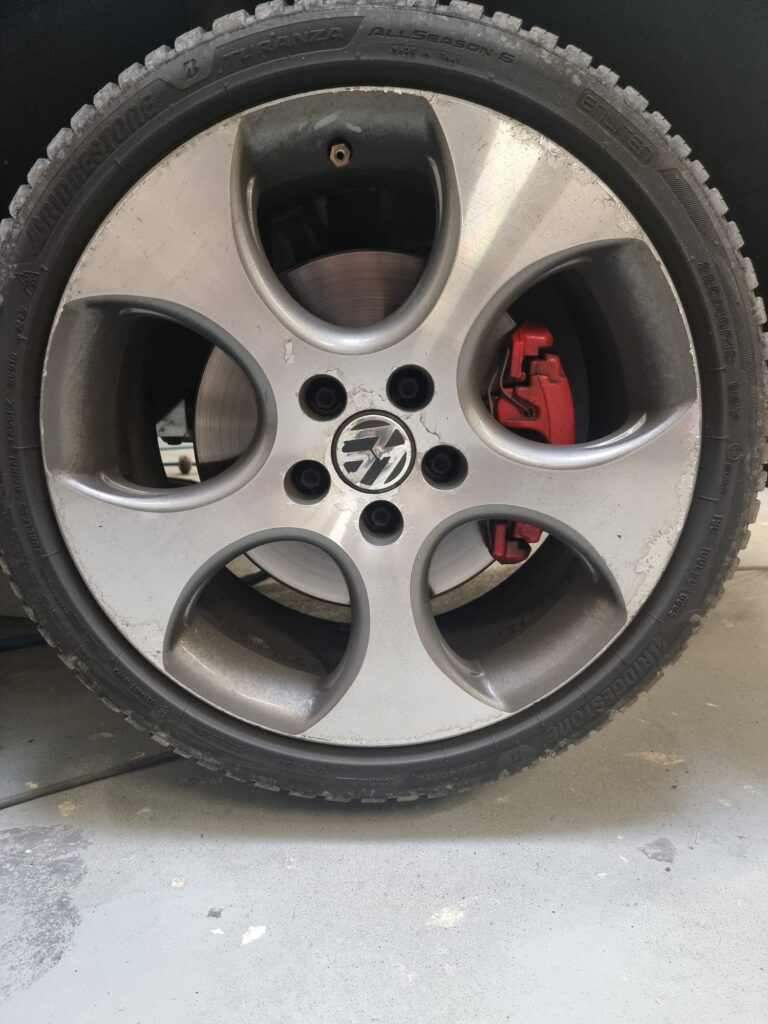 Velg volkswagen voor reparatie